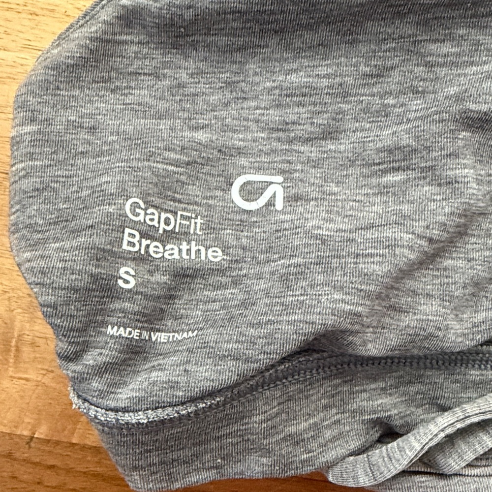 GapFit grey sports bra - Picture 3 of 3
